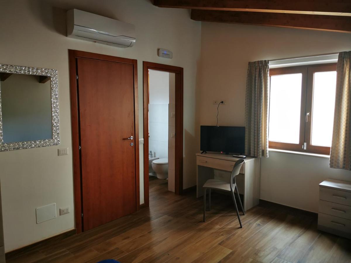 Agriturismo B&B Il Girasole Roccadaspide Экстерьер фото