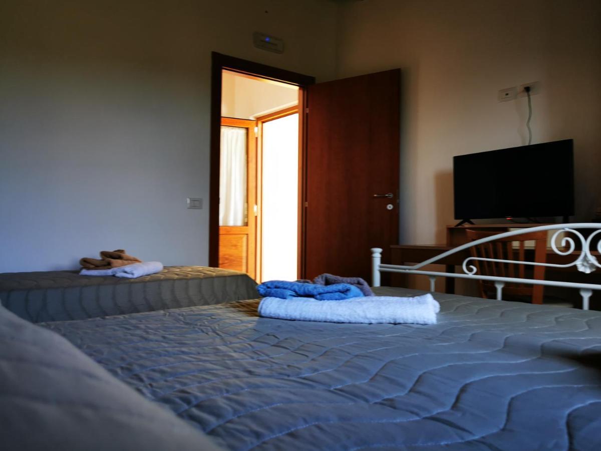 Agriturismo B&B Il Girasole Roccadaspide Экстерьер фото