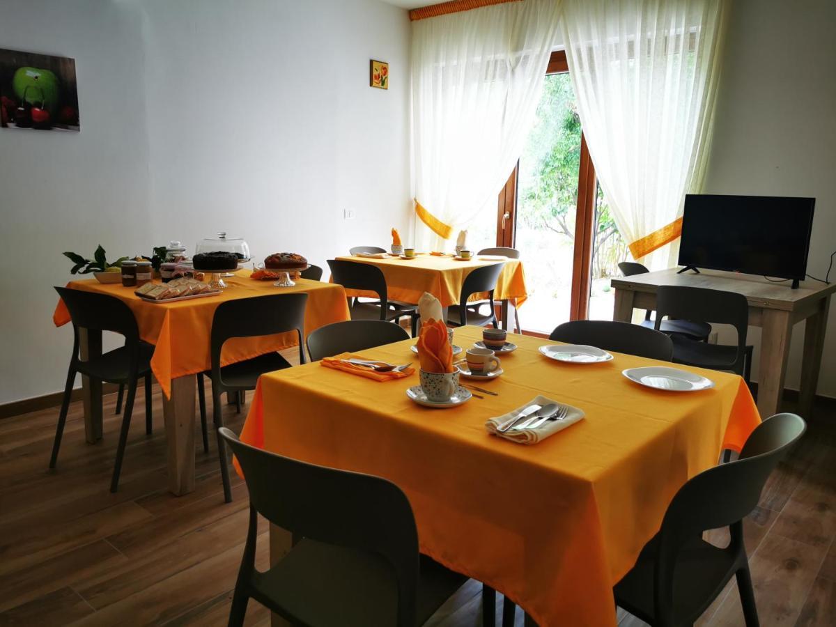 Agriturismo B&B Il Girasole Roccadaspide Экстерьер фото